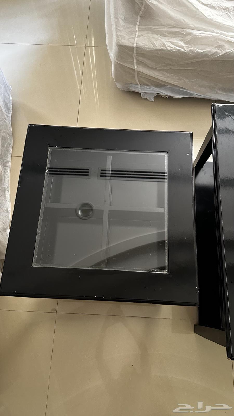 طاولات و أريكه للبيع64447626393089111