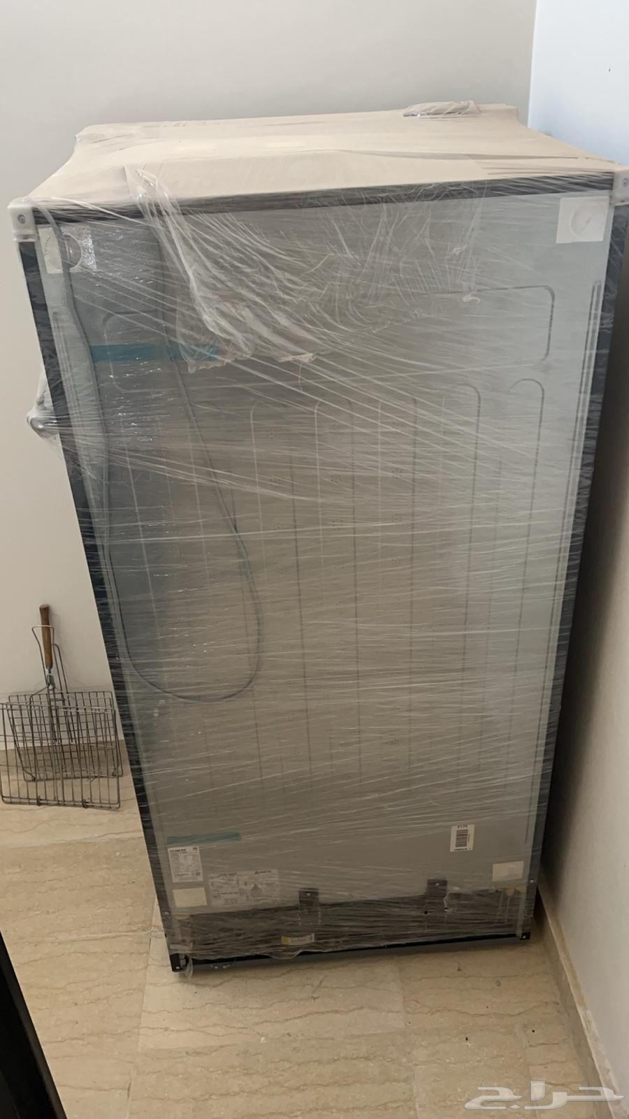 Hitachi refrigerator stored for 5 years, used for only one month64446842812163110