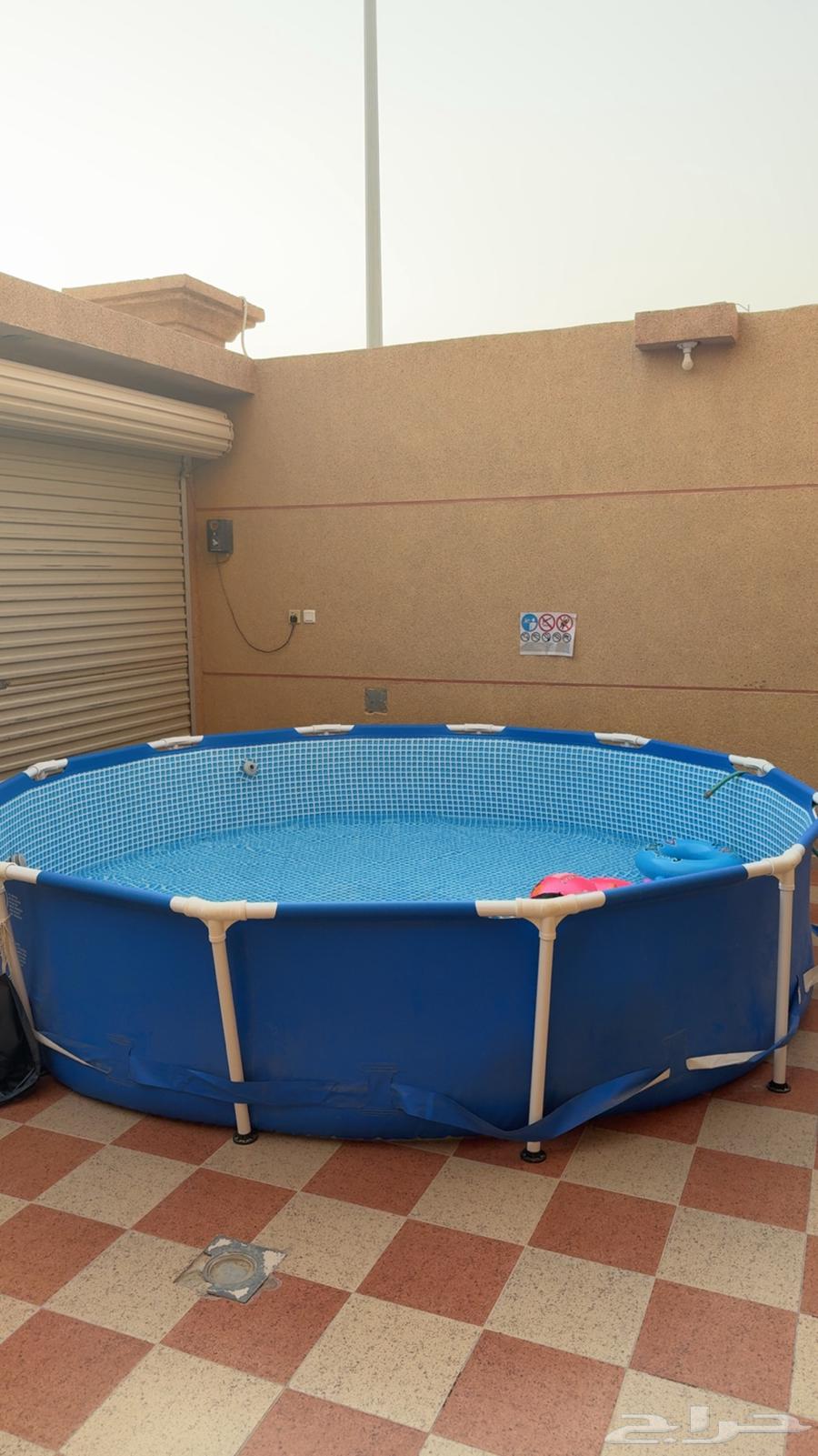Excellent condition used pool64443789435394110