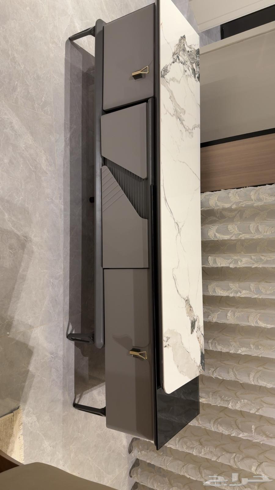 طاوله تلفزيون64443829930371110