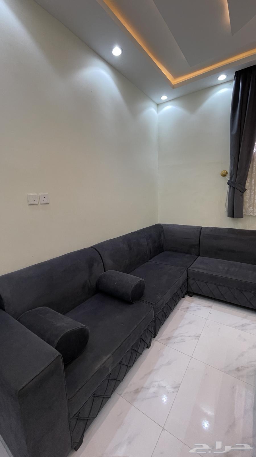 كنب شبه جديد للبيع64443169254529111