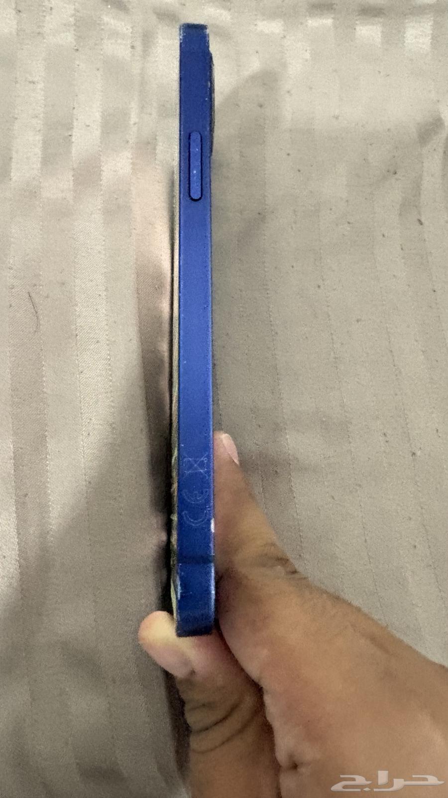 Ivuan64445350467586113