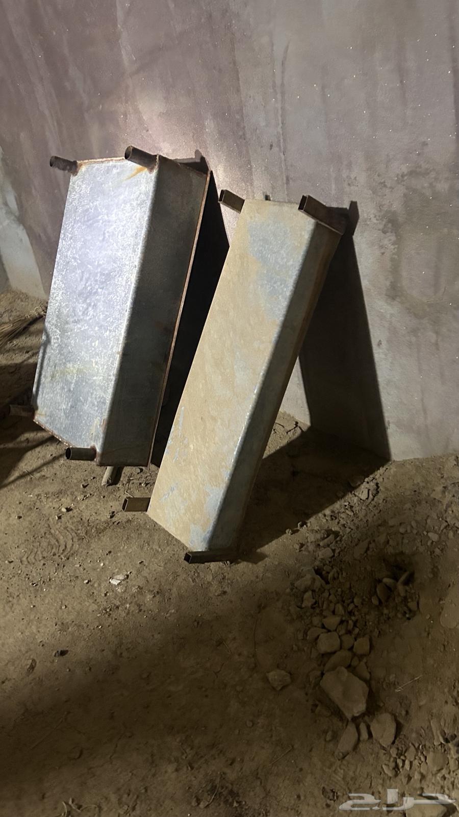 Sheep tongs64442762144641112