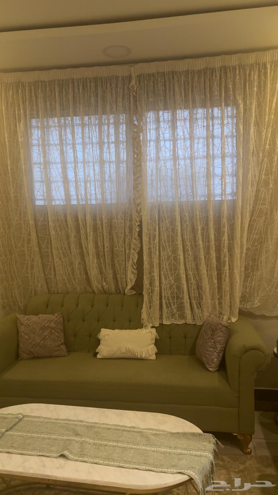 Sofa and Star64447203439107110