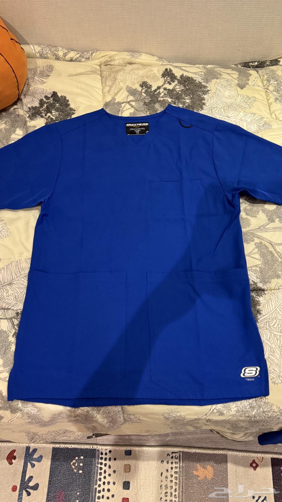 سكراب و لاب كوت سكتشرز ( اللون كحلي ) شبة جديد64445906000641110