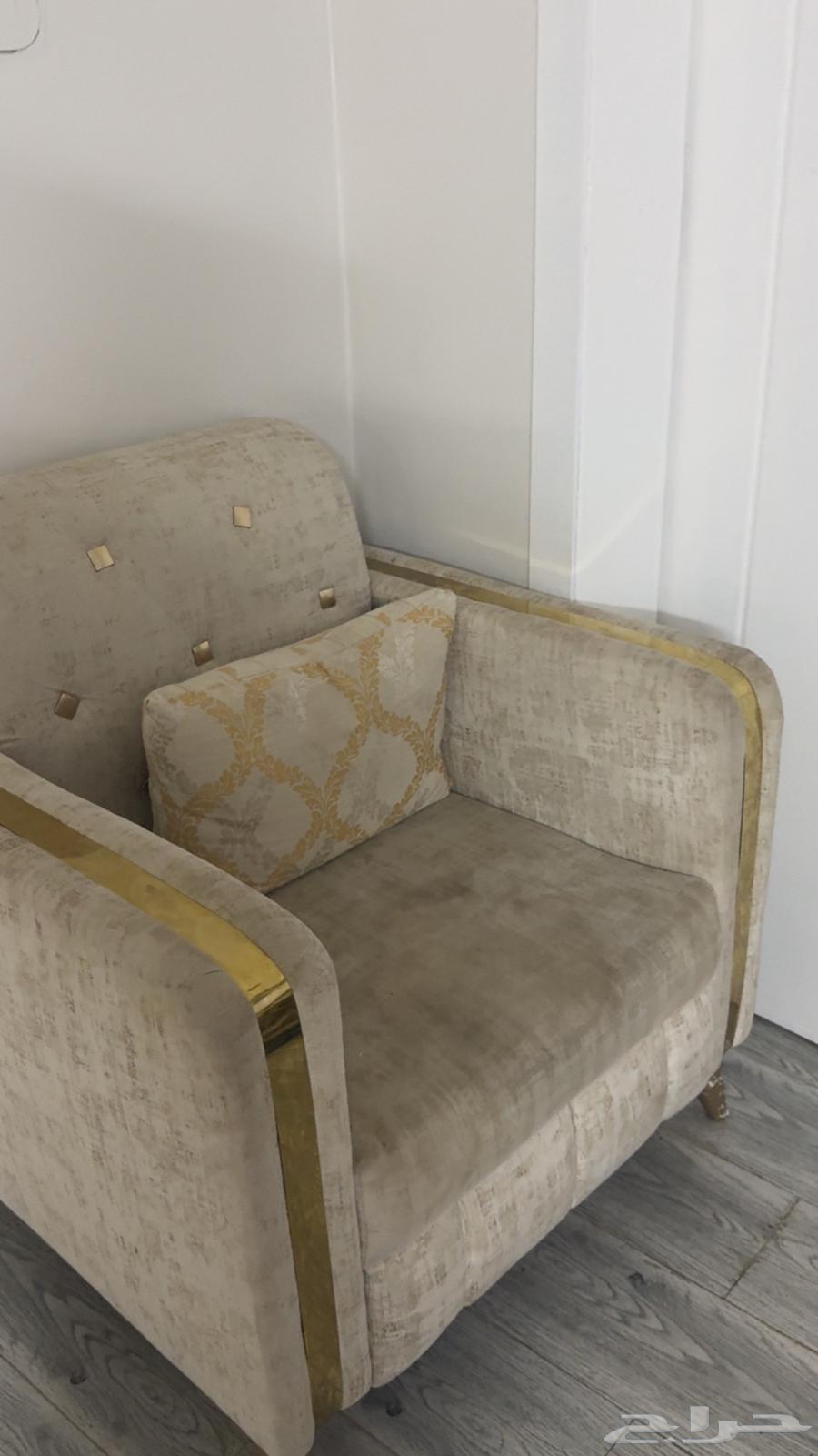 Used sofa for sale64442323306243112