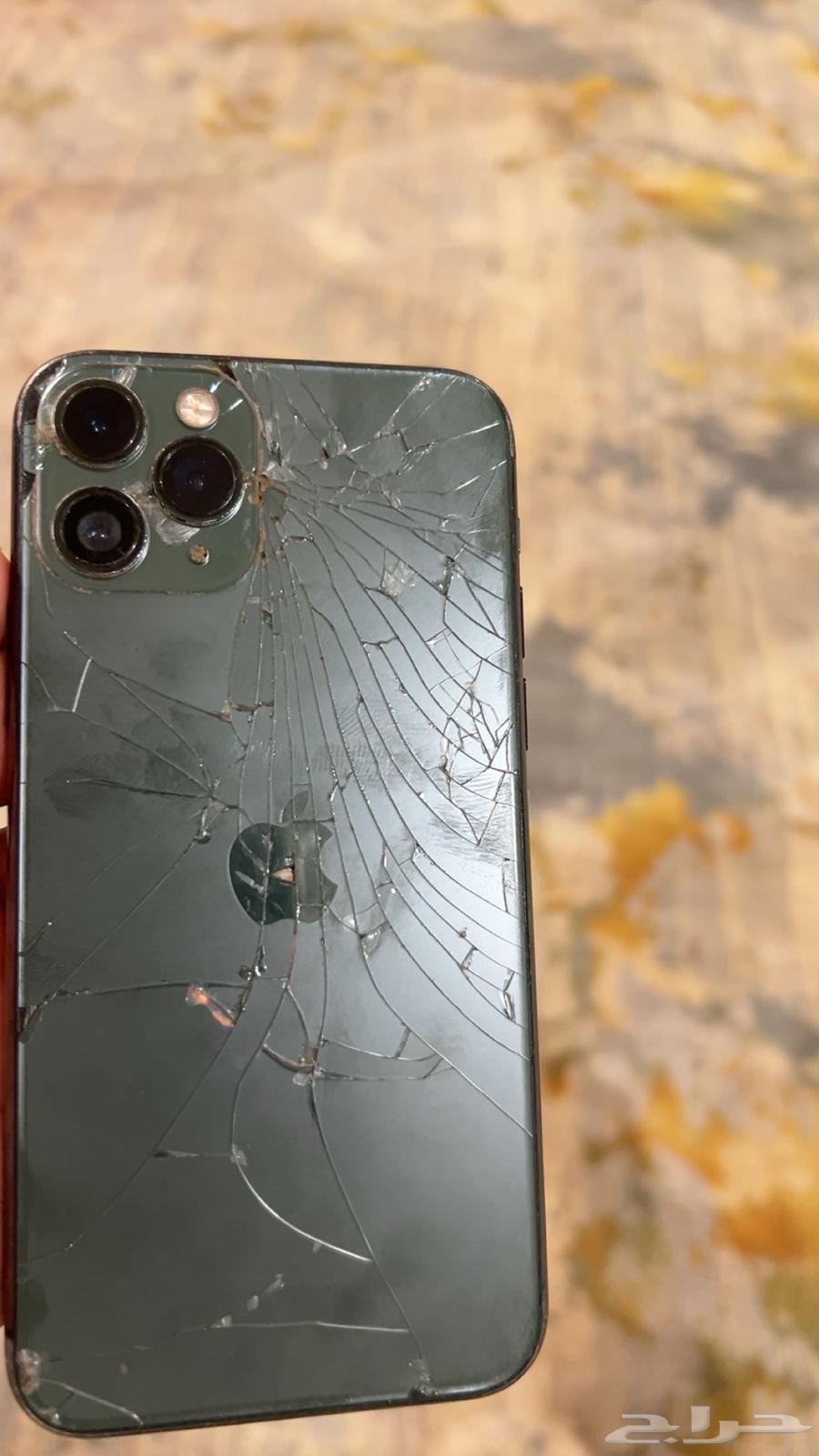 ايفون11 برو 256 قيقا بطاريه 7064449074349699111