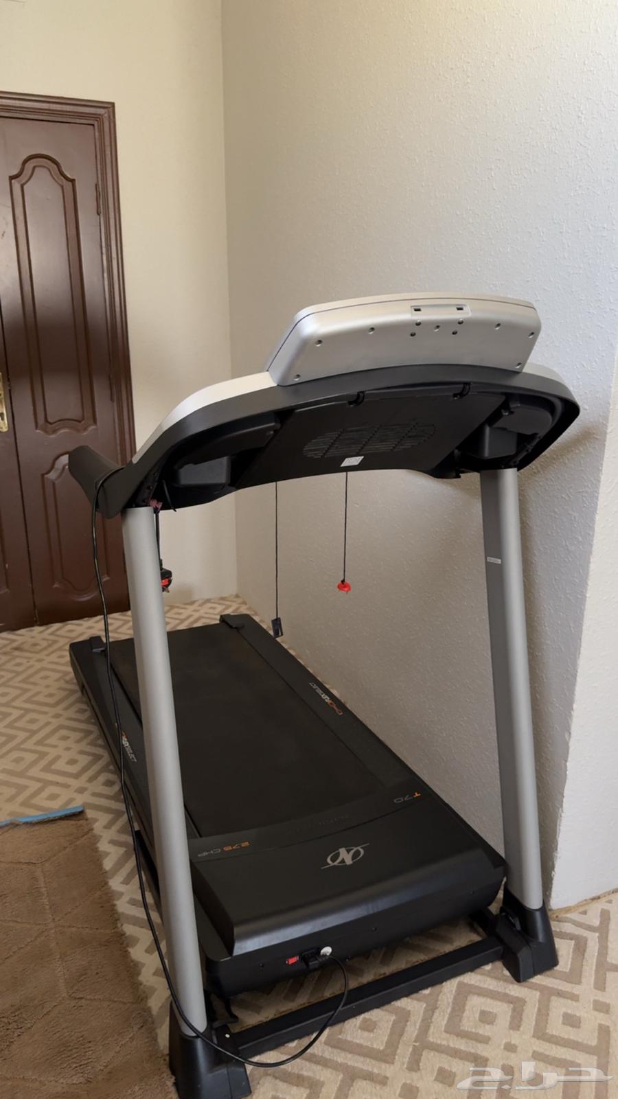 Treadmill64446470214145110