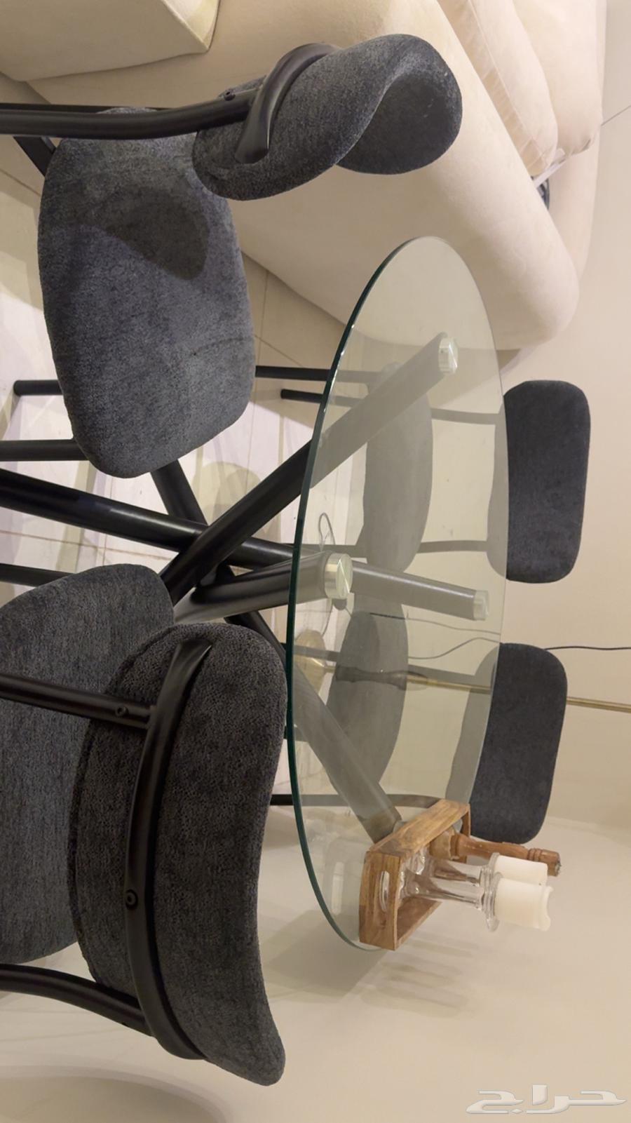 Dining Table 464449194304899112