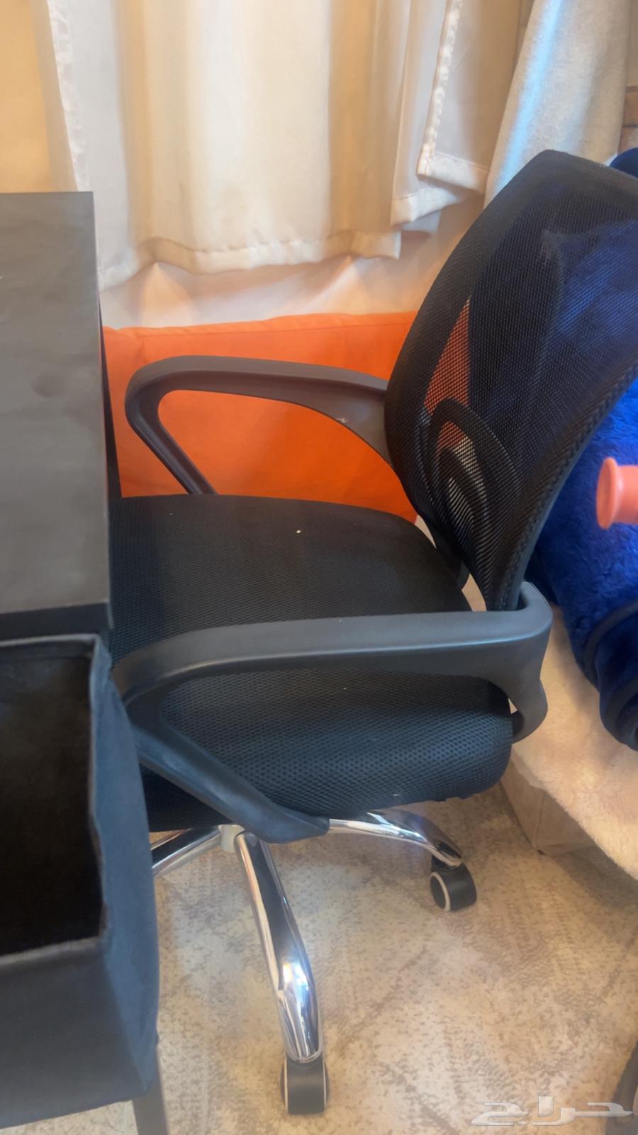 طاوله وكرسي للبيع64442898052866111