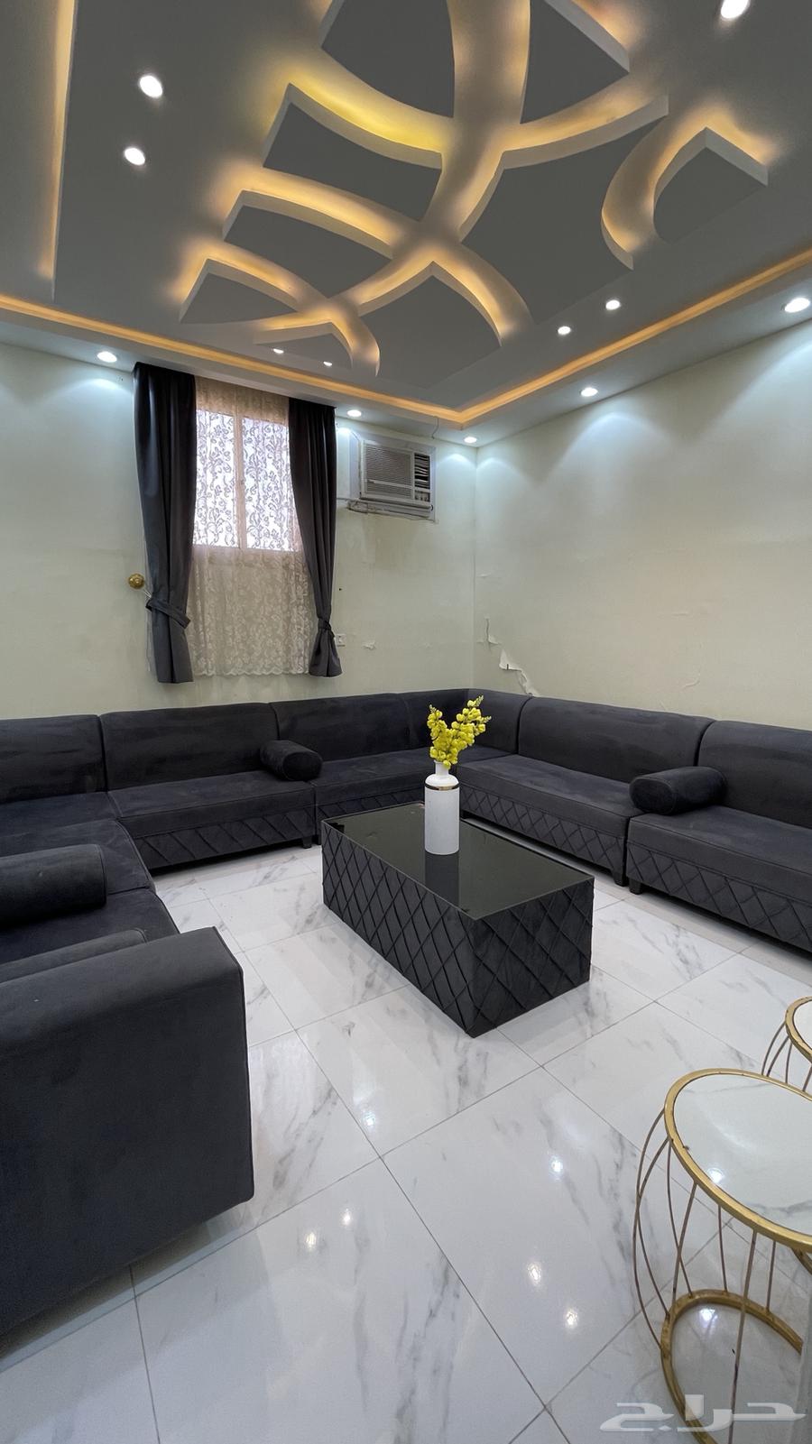 كنب شبه جديد للبيع64443169254529110