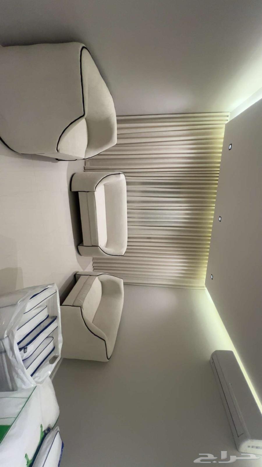 بيع كنبتين64447454955651111