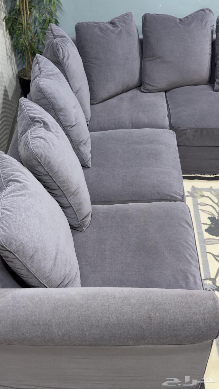 كنب ايكيا زاوية فخم ( مستعمل نظيف )64448833464065114