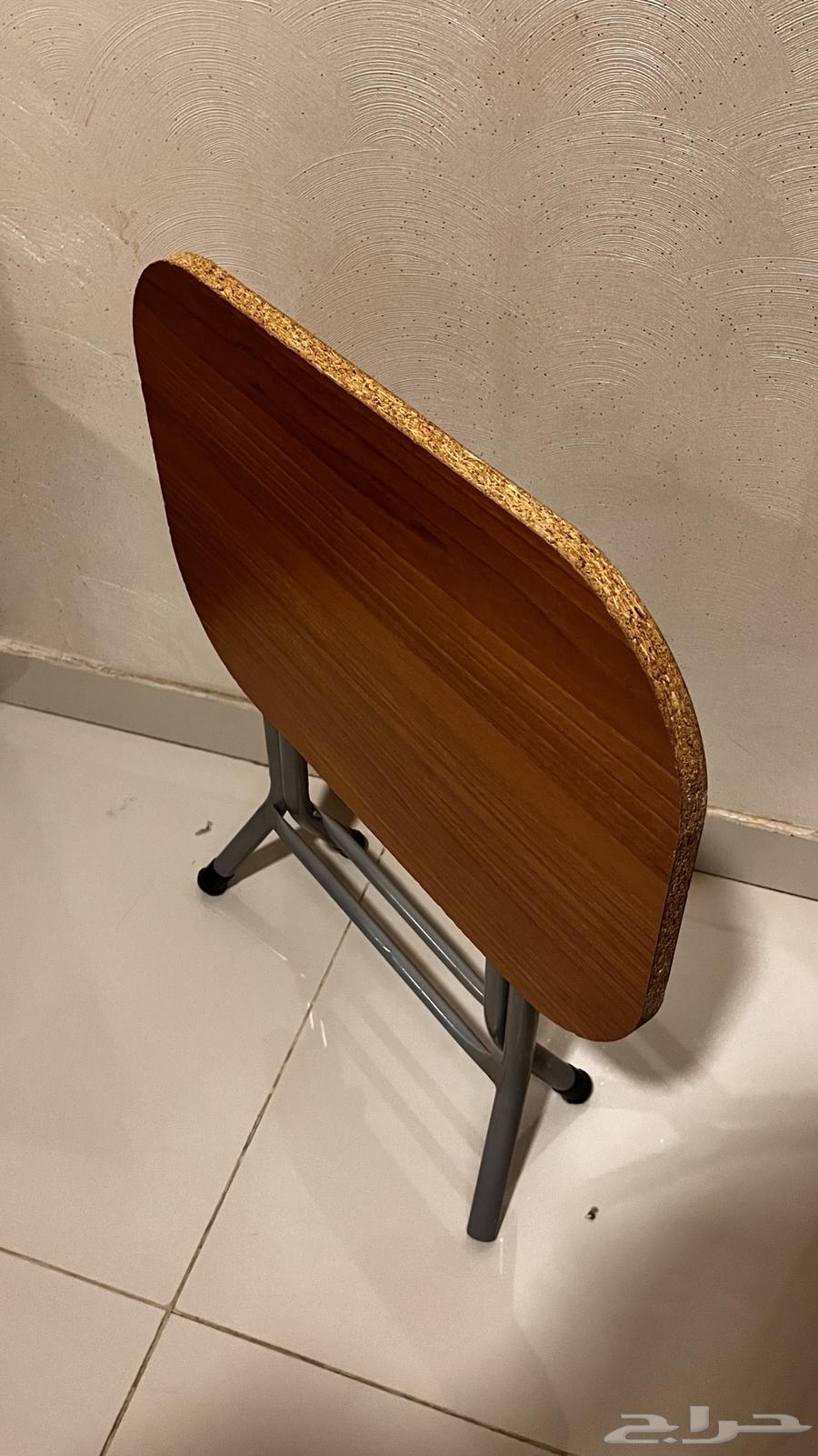 Medium-sized excellent table at a cheap price64445391508097112