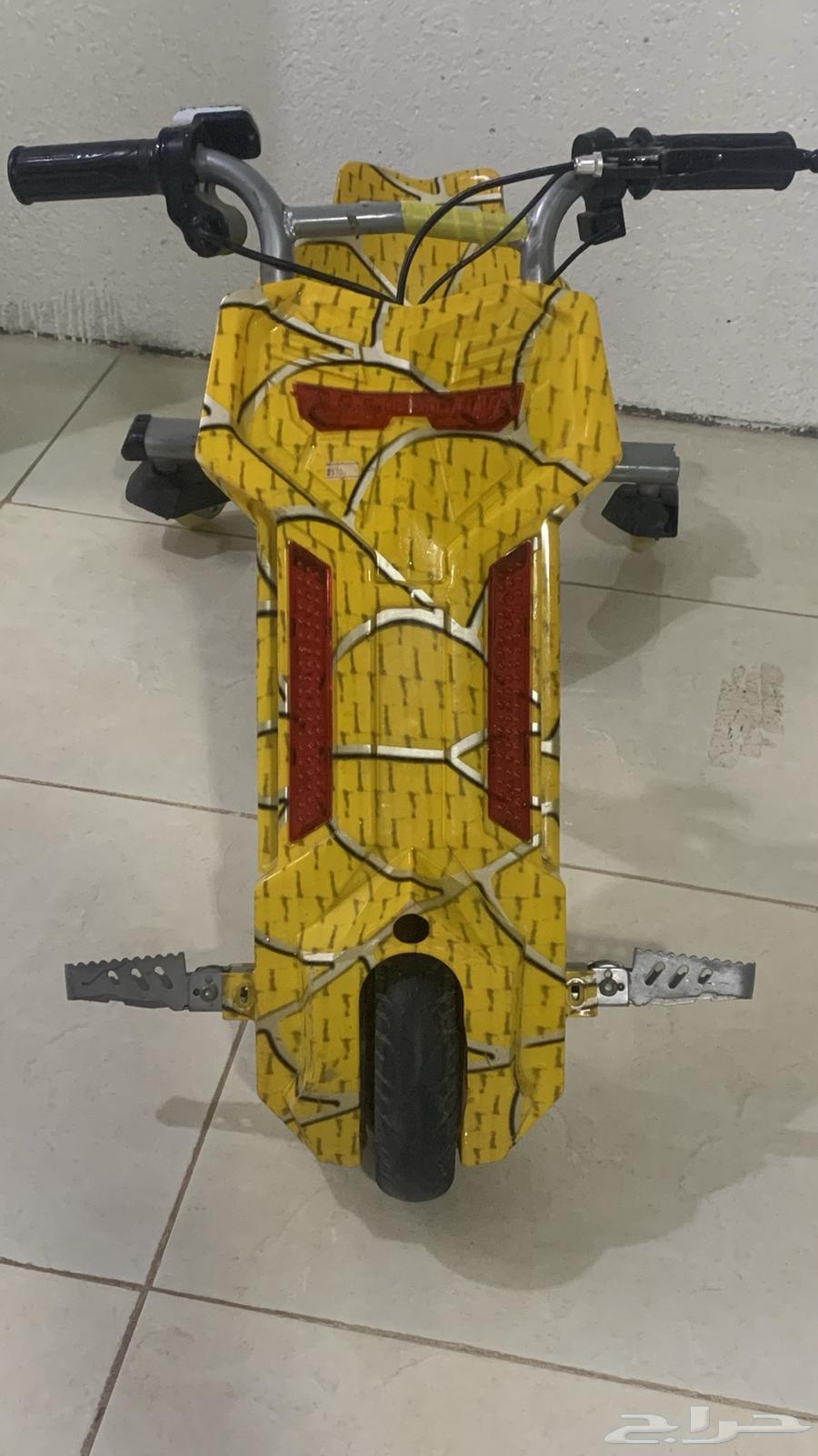 Original yellow scooter for 390, mobile number64446949243905110