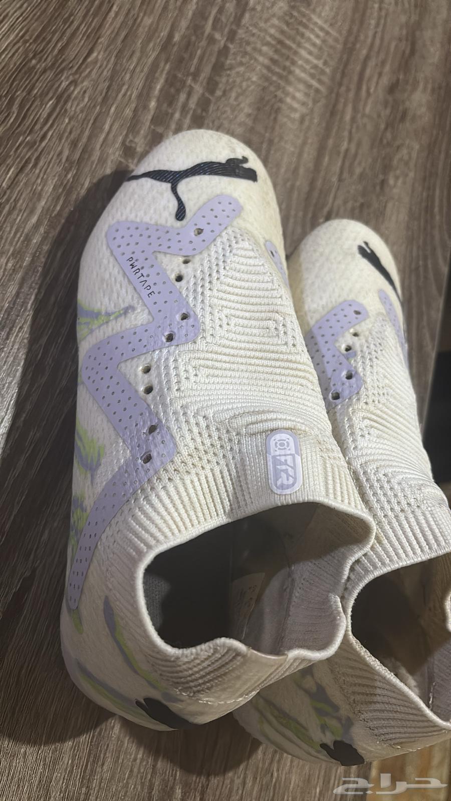 Puma size 38 soccer cleats64449087473537110