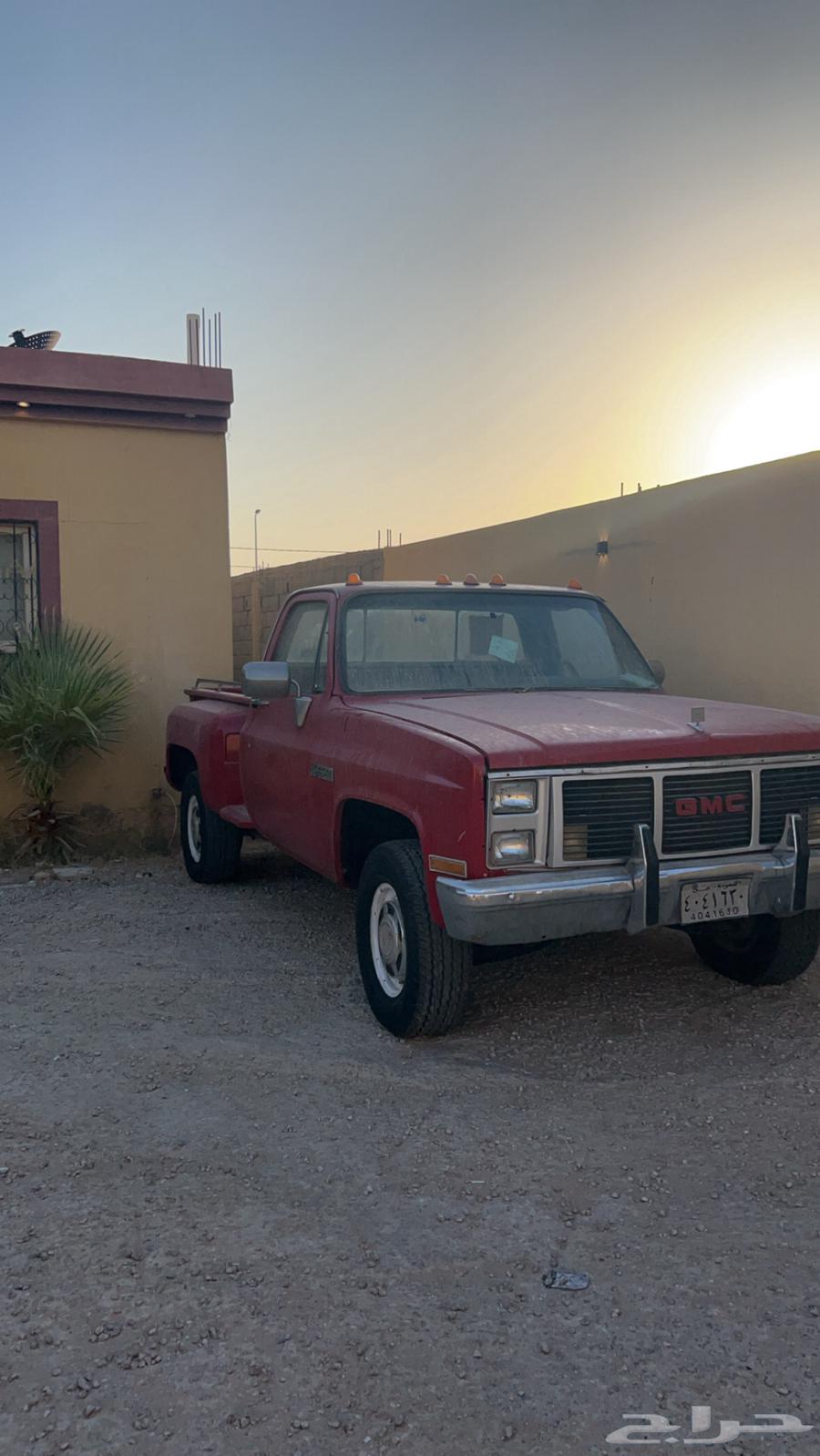 السلام عليكم اعرض لكم جمس مديل 83 مكينه 350 شرط قير مكينه64609598331010113