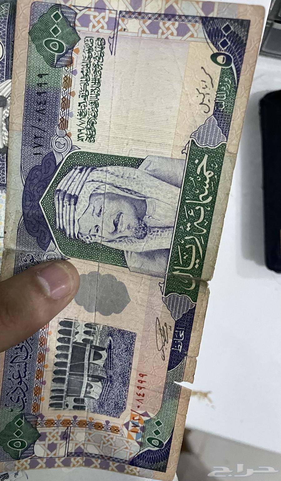 للبيع 500ريال قديمه صدرت في عهد الملك فهد بن عبدالعزيز64447904199041110