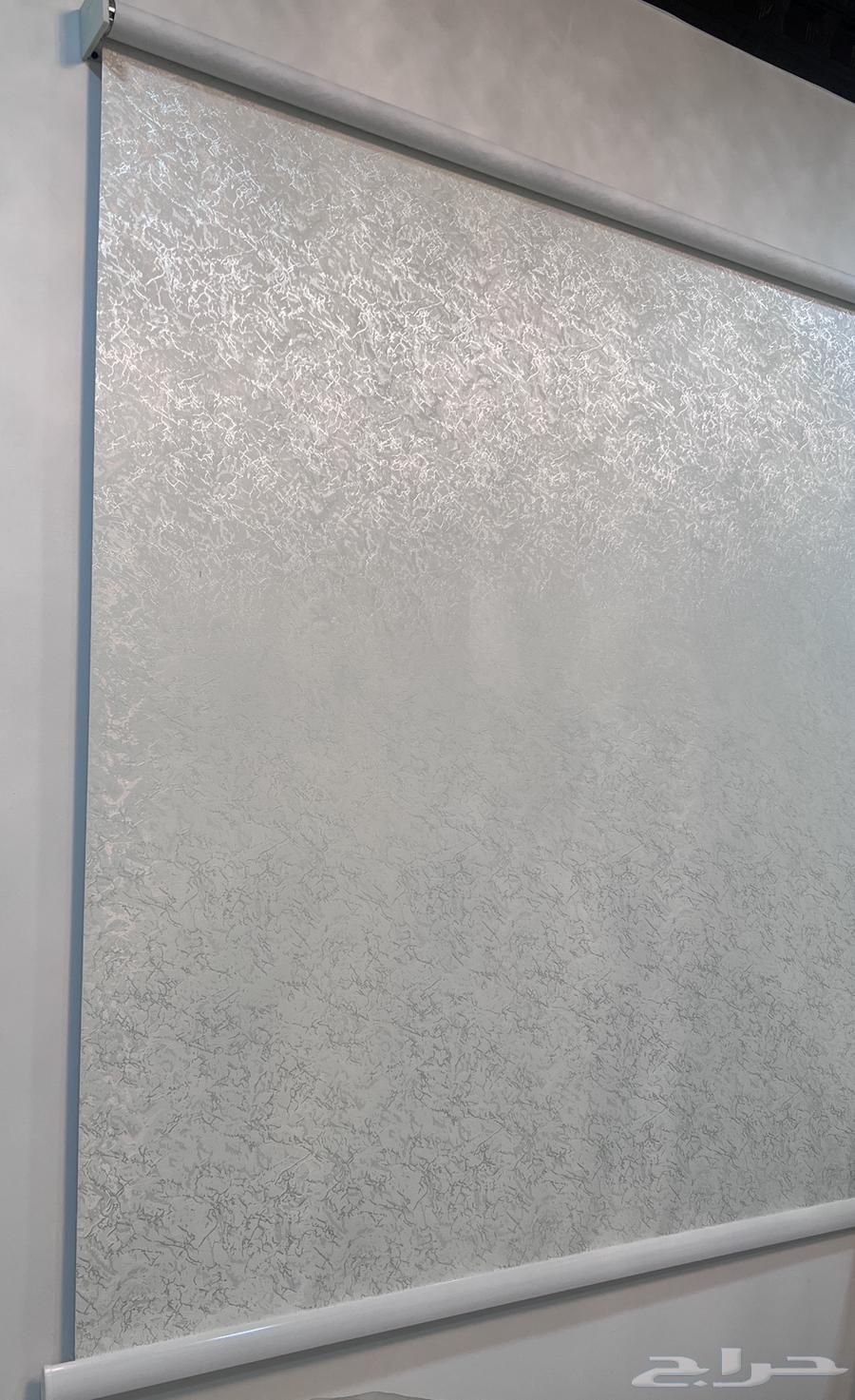 Selling a 5-piece sofa set, 3 large curtains, 2 small curtains, and a carpet64442516110081114