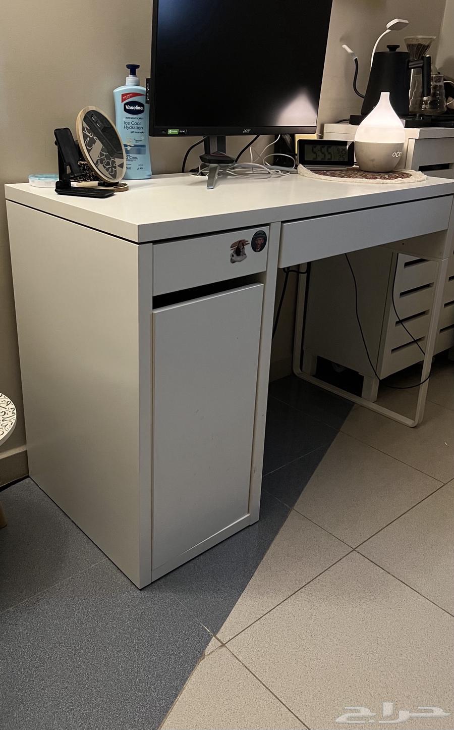 مكتب نظيف للبيع 250ريال64447096082306111