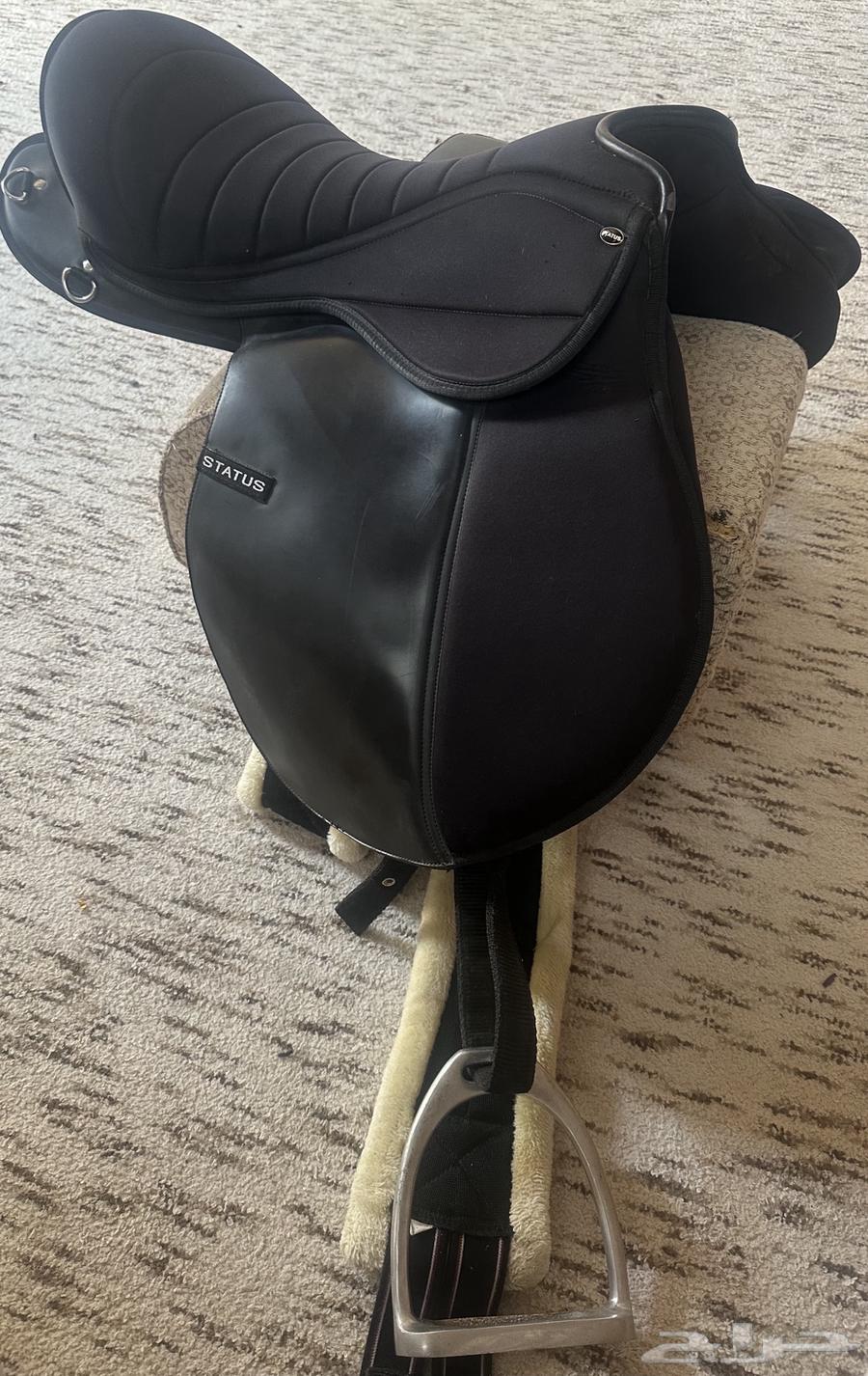 Saddles States with belly strap and kneecaps, new condition with little use64447283209987111
