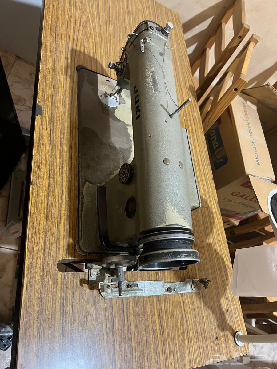 مكاين للبيع مع أدوات الخياطة64449637730947110