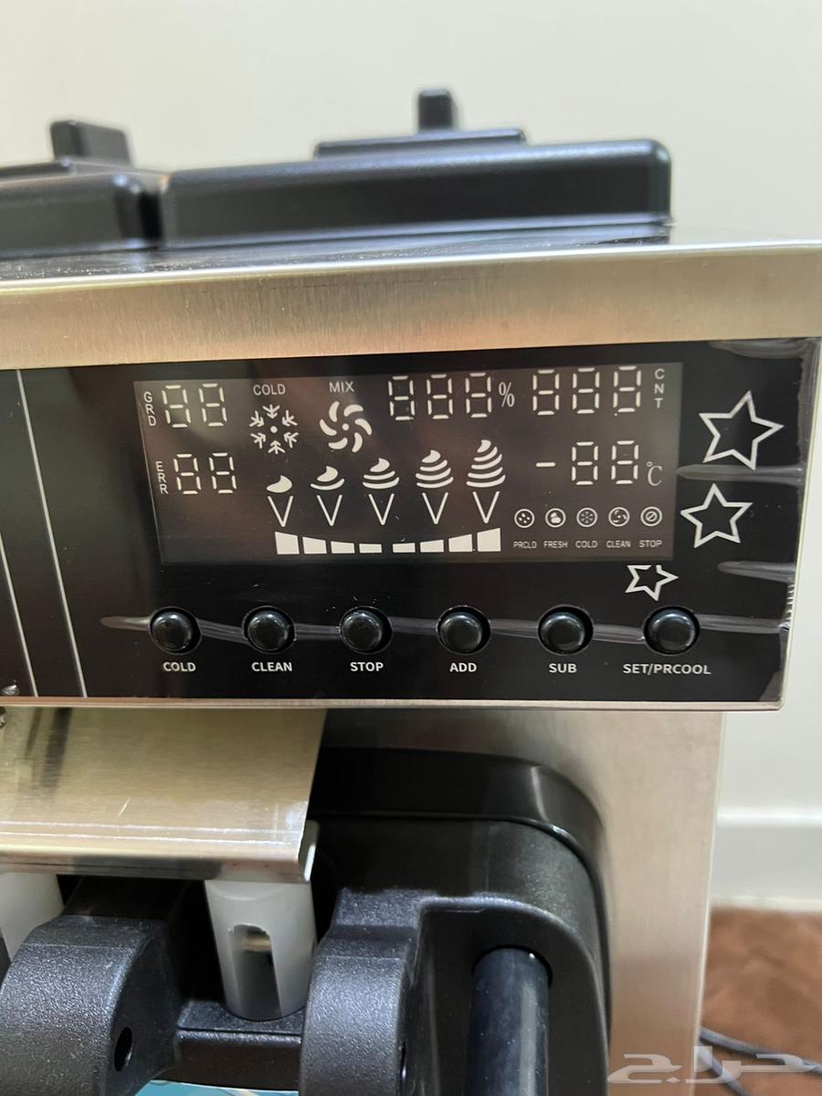 الة ايسكريم جديدة للبيع64446470231811111