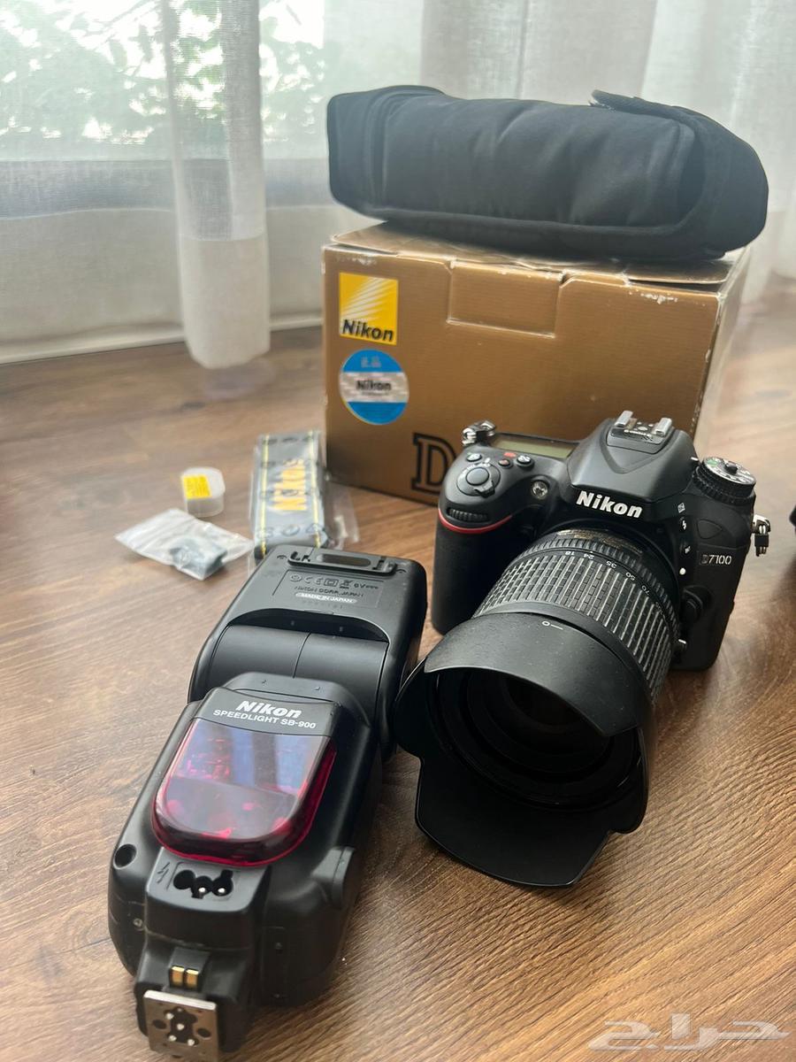 للبيع كاميرا نيكون d7100 الاحترافيه نظيفه64447149810178110