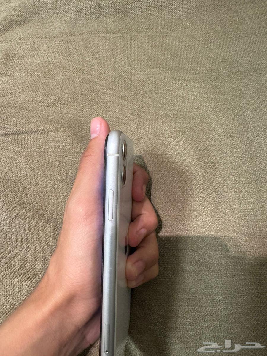 ايفون 11 ابيض64448341498883114