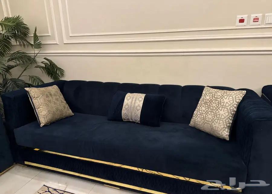 كنب صاله 5 قطع لسى جديد اللون كحلي64479745687681114