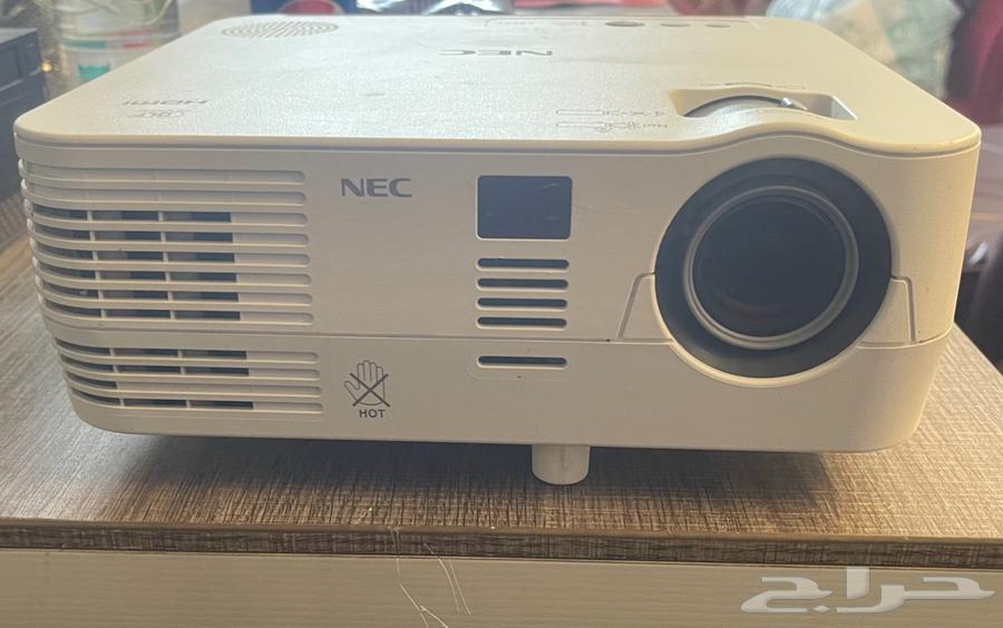 Projector specialized in sales, maintenance, and installation64443034064514111