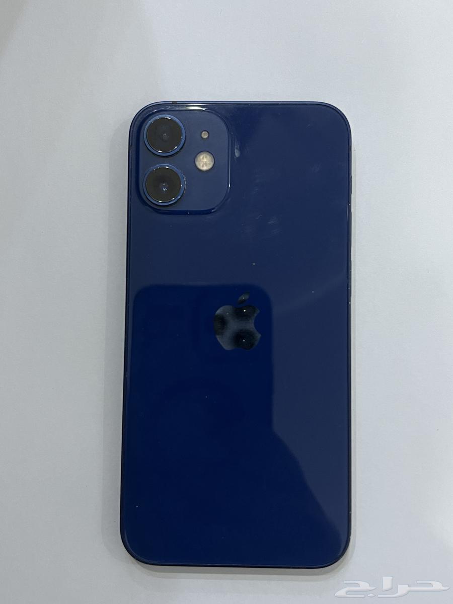 iPhone 1264445784606594111