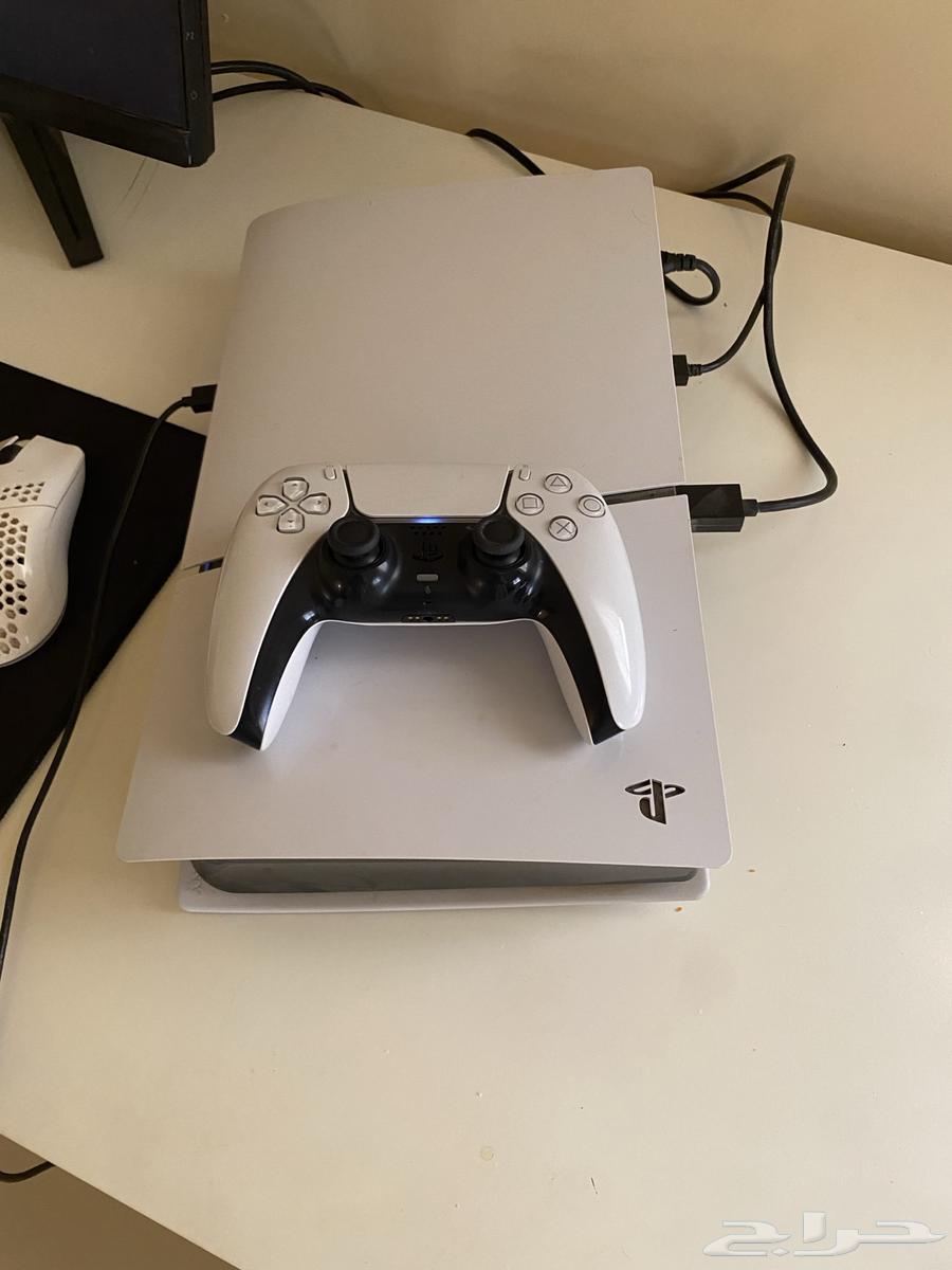 PS5 used for 10 months, my brother's new one with all its accessories64446842938114110
