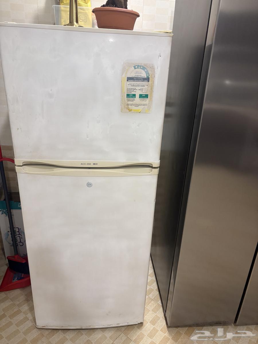ثلاجه ( للبيع خرده64444124143106110