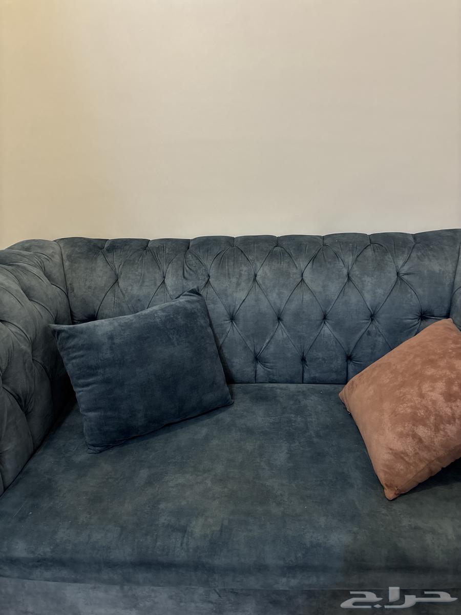 كنب مجلس شبه جديد ألوانه فالطبيعة اجمل بكثير64447957677827110