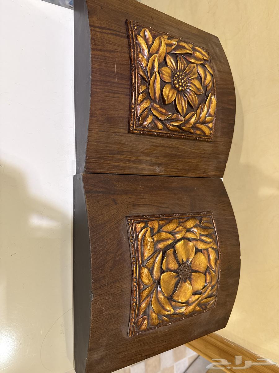 لوحه حائط للبيع اربع حبات اثنين جديد واثنان استعمال قليل64444607072387112