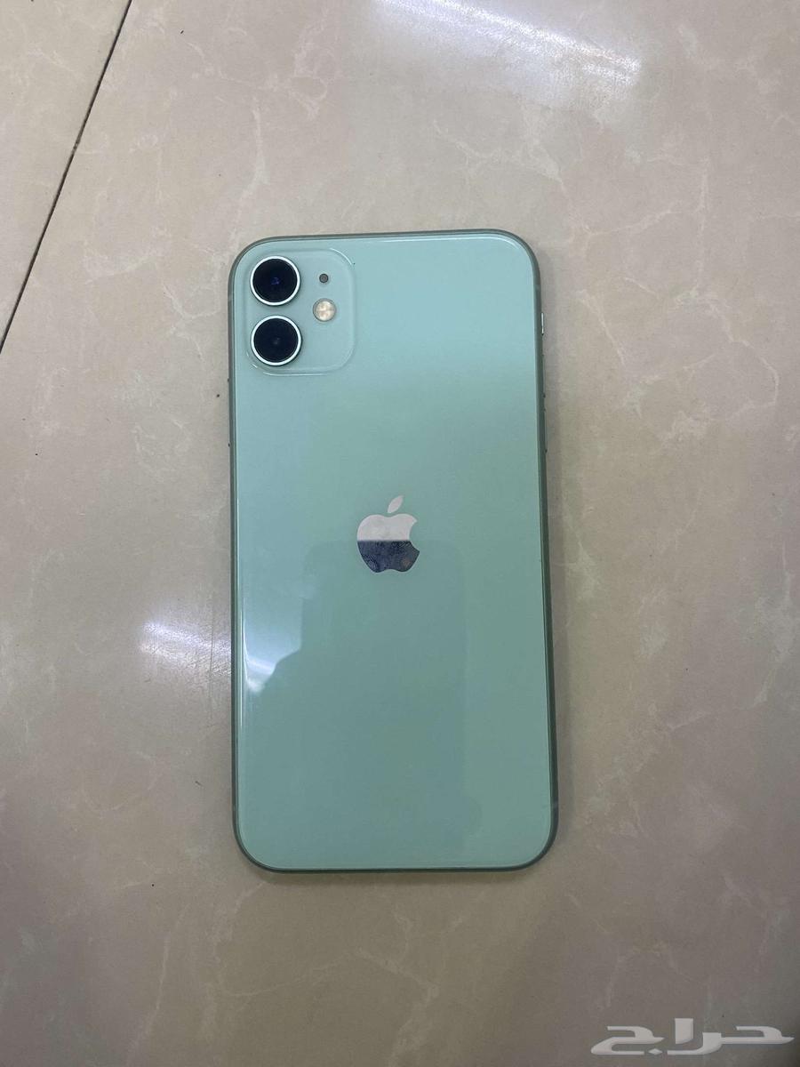 السلام عليكم. عارض ايفون 11. وكاله بطاريه 70. الجوال64447679326337111