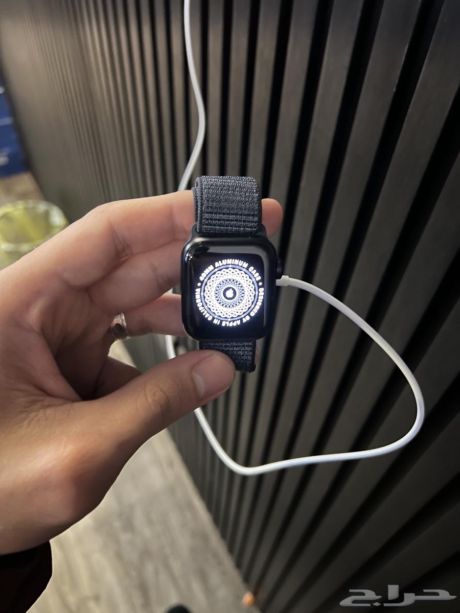 Apple Watch used for one day, very new, size 40, price 110064442241077122113