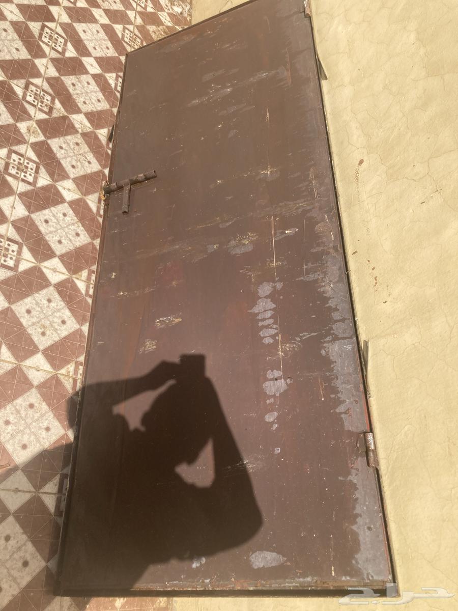 للبيع باب كبير64445662346881110