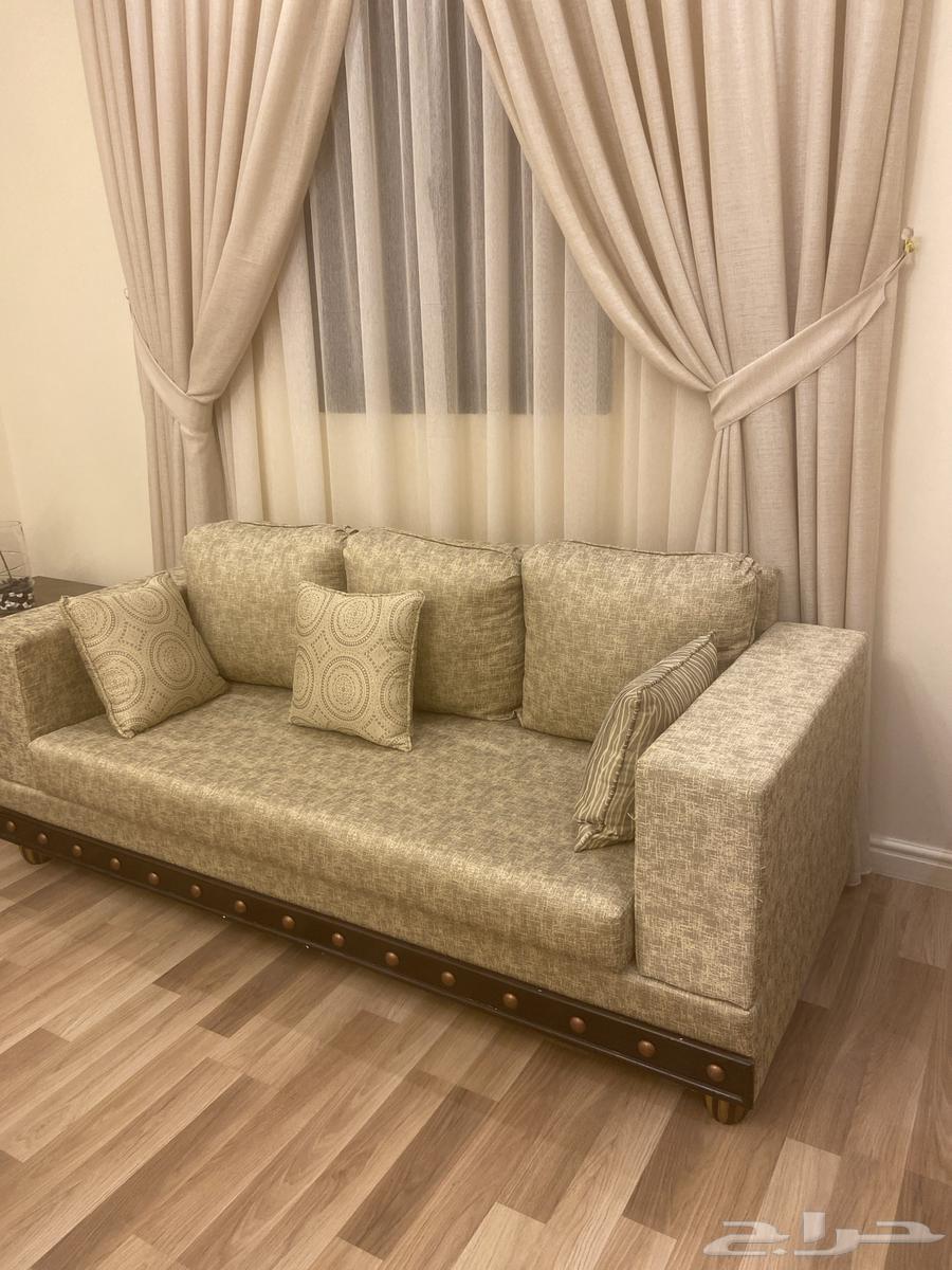 كمب مجلس خمس قطع نظيف الى حاب ياخذه يحي يشوفه64454179773826112