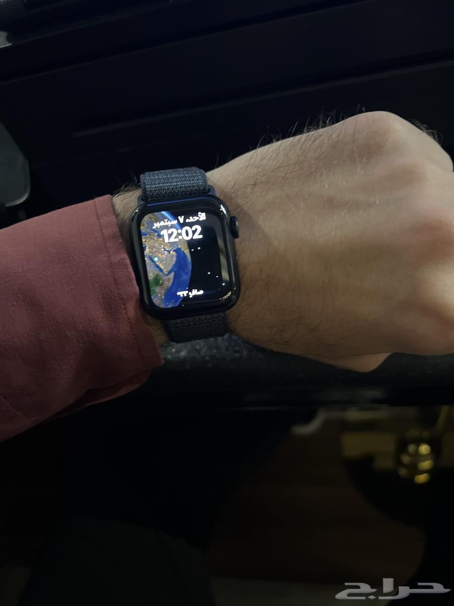 Apple Watch used for one day, very new, size 40, price 110064442241077122111