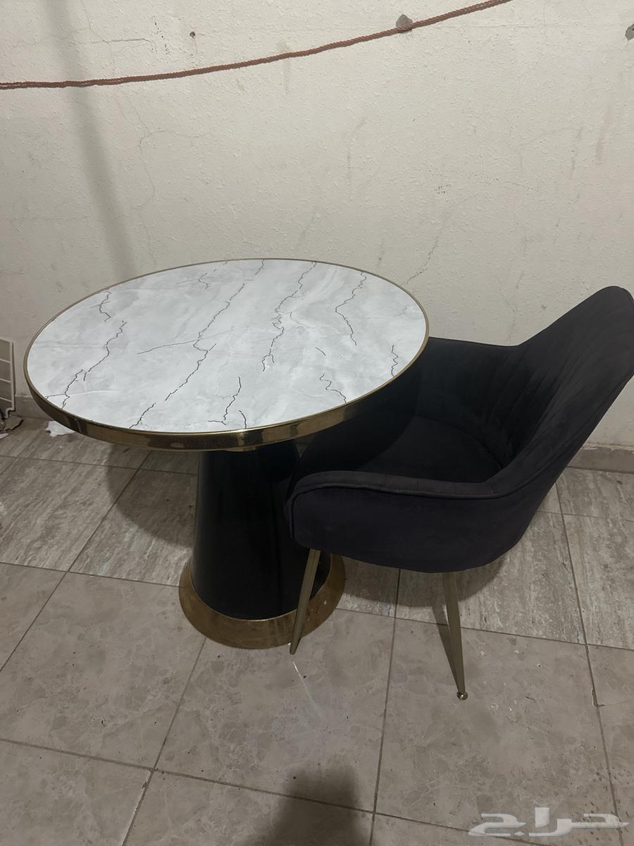 طاوله تماتيك لانجر مع كرسي64448407513857110