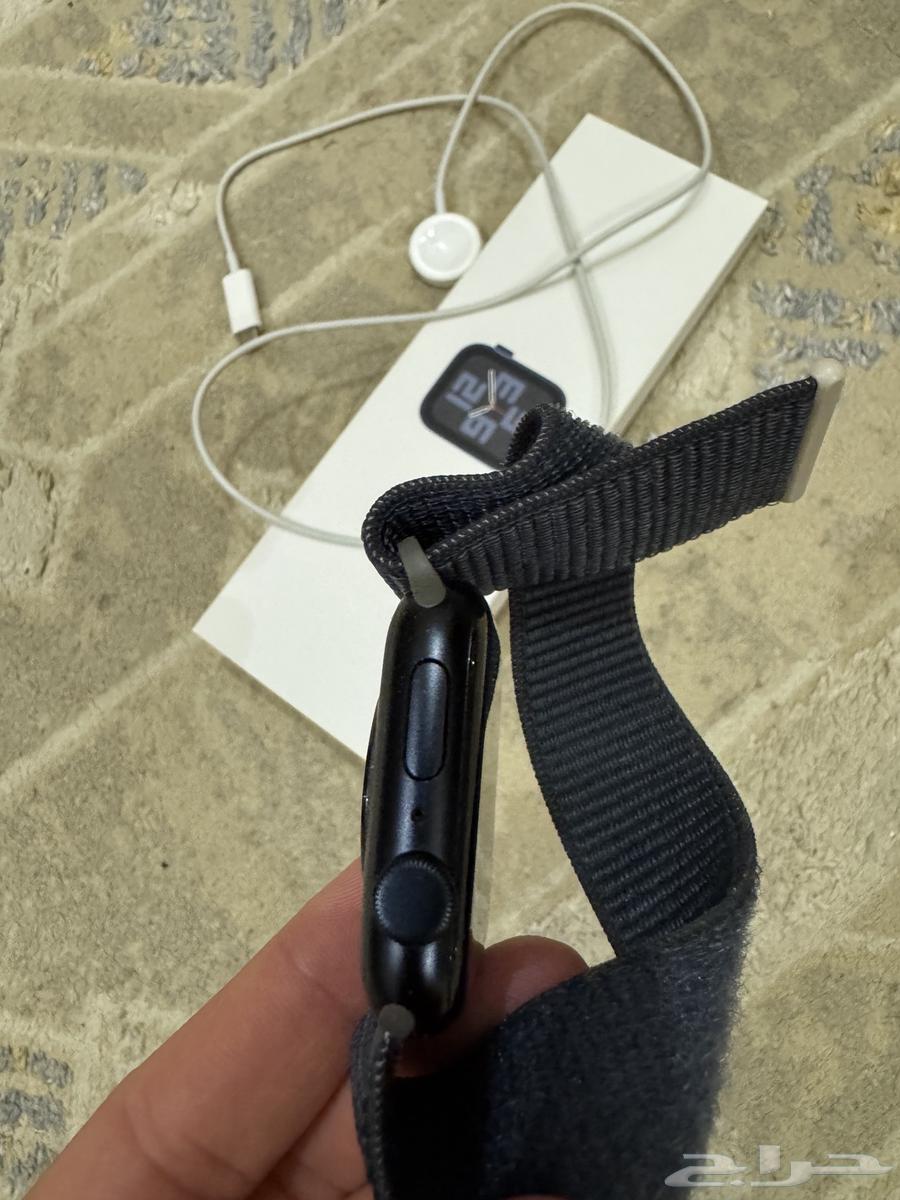 ساعة ابل جديده خاليه من الخدوش64446243564546112