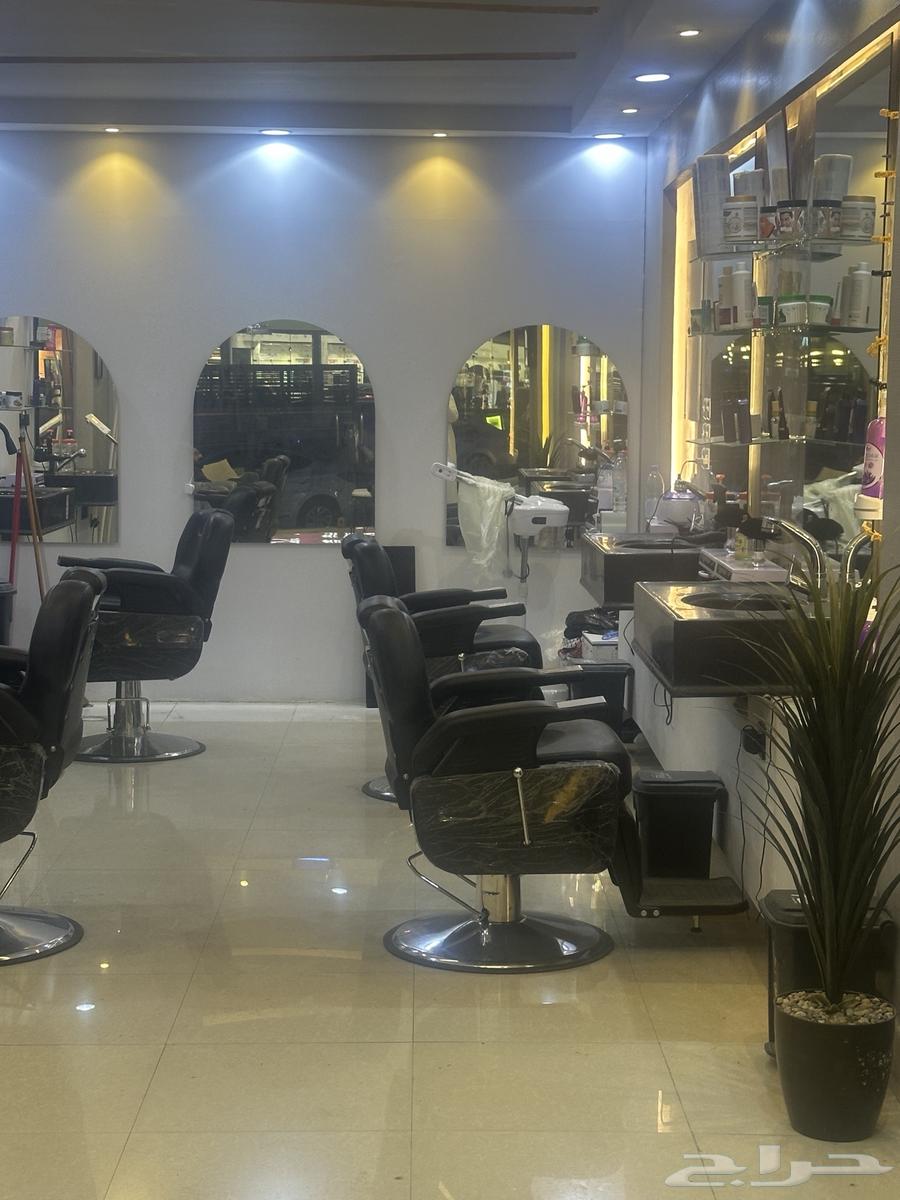اغراض محل حلاق للبيع64448846840065112