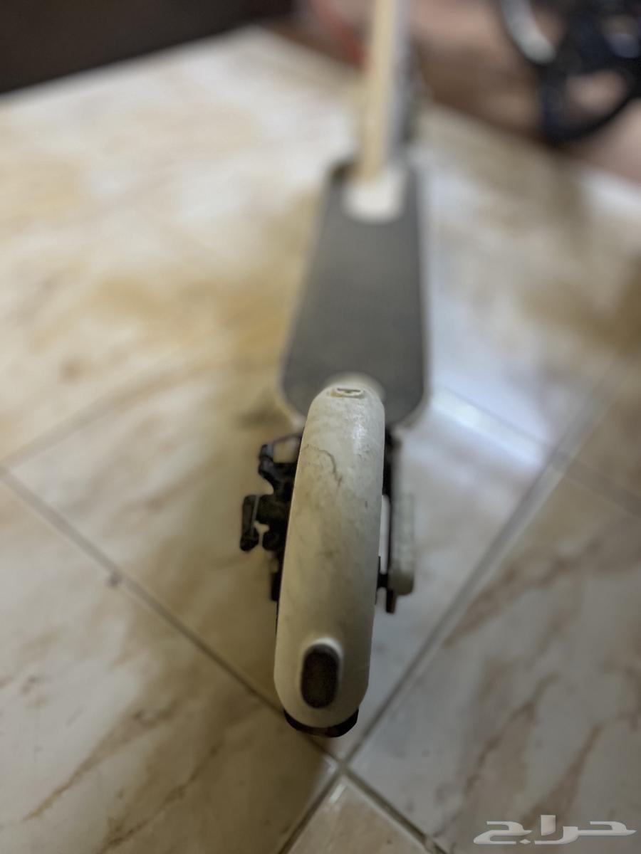 سكوتر اللون ابيض مخزن السعر على السوم اقل من 200لاتجي64447613285890114