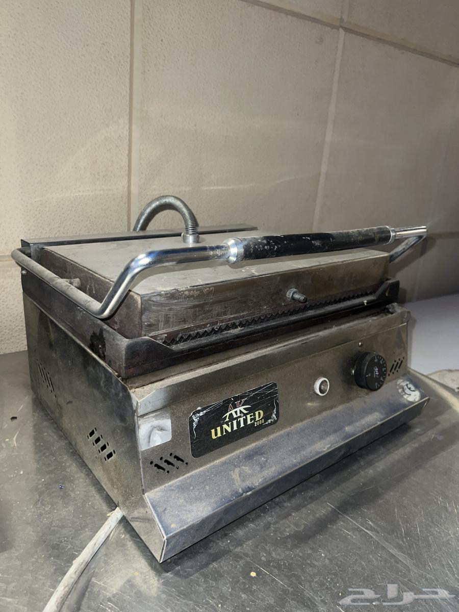 الآت مطعم للبيع للجميع ب20 الف قابل للتفاوض64447029272578113