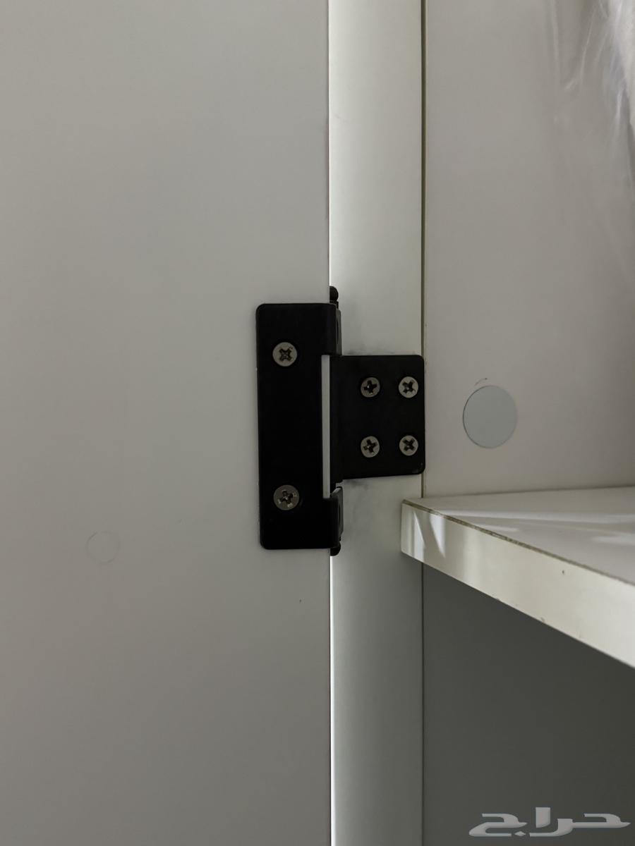 Wardrobe - Has two sections64444083767554114