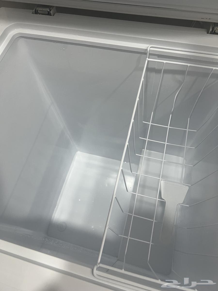 Simple used freezer64443223106691112