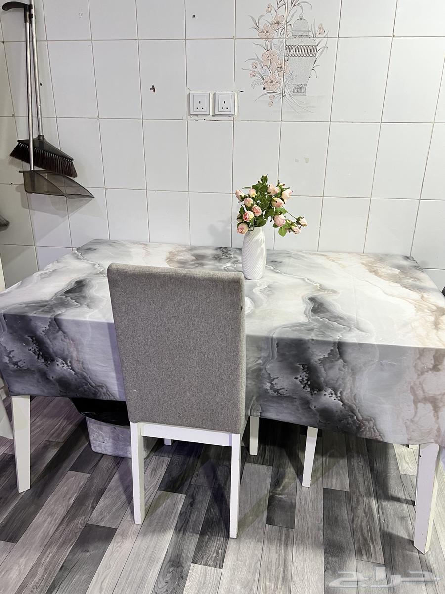 Dining table64442979646723110