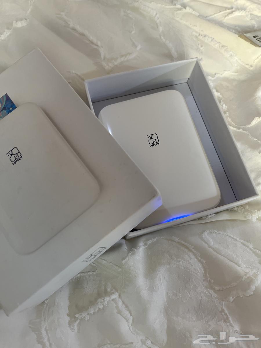 A mobile printer with excellent quality, comes with 5 sheets64445865556355110